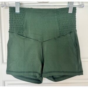 Offline By Aerie Short Shorts Real‎ Me Small Green Smocked High Rise
Stretch NWT